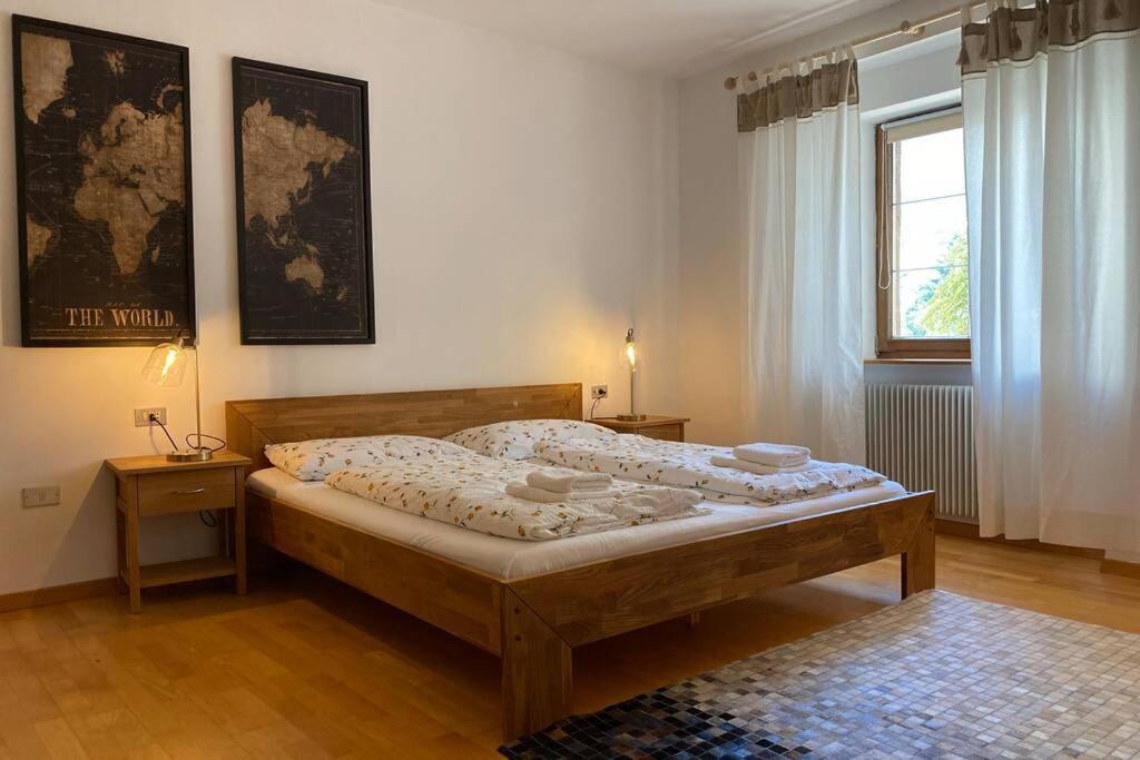 Grosse Wohnung Mit Garagenparkplatz Fiè Exteriér fotografie